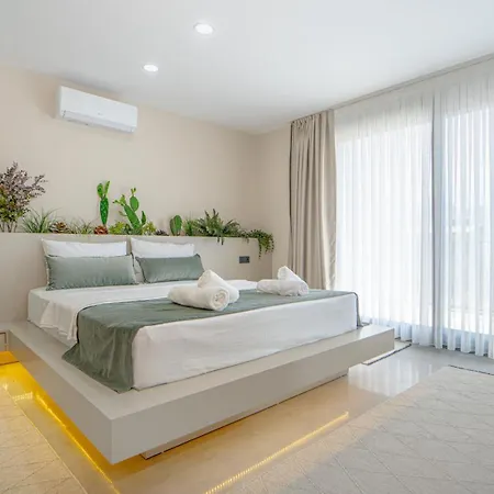 Oasis Retreat Lux And Elegance וילה