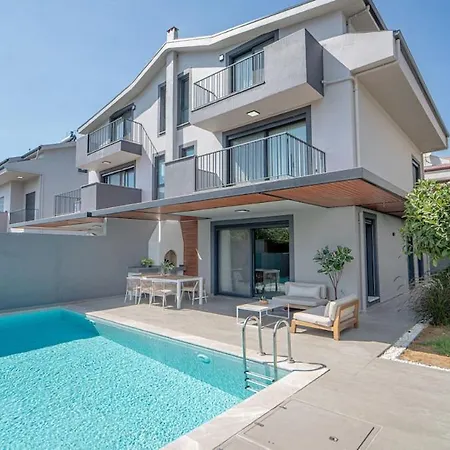 Oasis Retreat Lux And Elegance