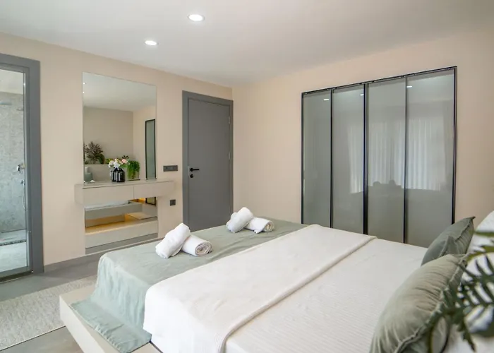 Oasis Retreat Lux And Elegance 빌라 페티예