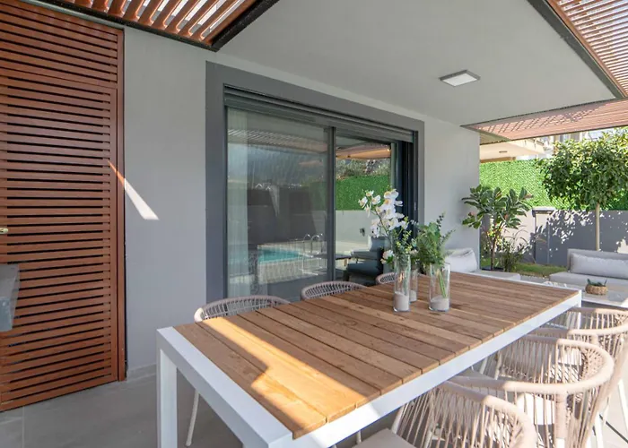 Oasis Retreat Lux And Elegance 别墅 费特希耶